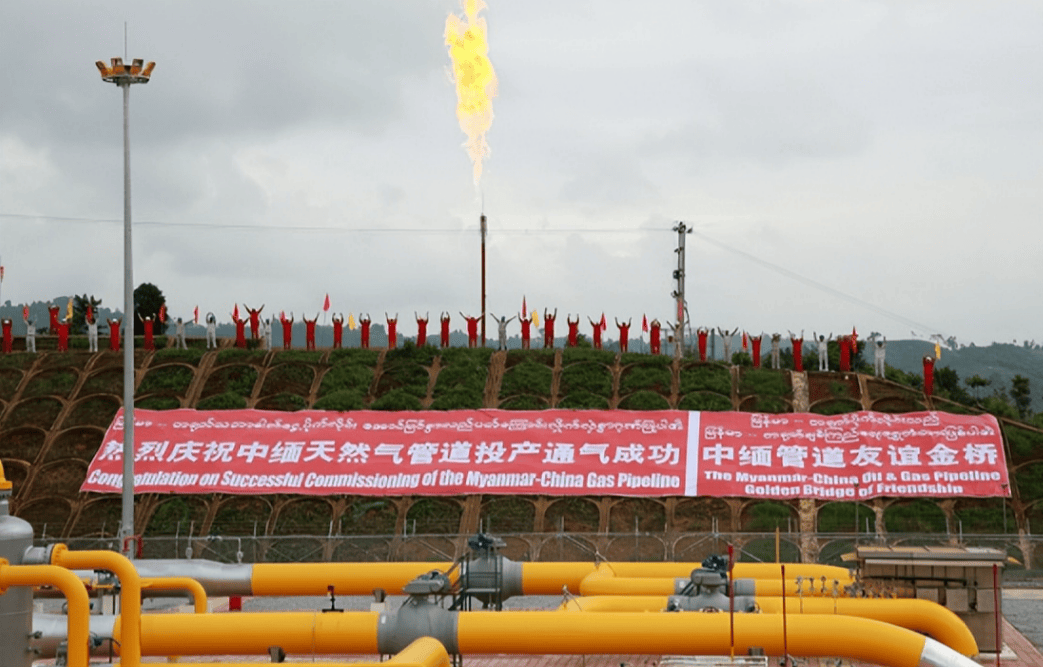 皇冠足球管理平台出租
_帮中国拔除心腹大患后皇冠足球管理平台出租
,敏昂莱底气十足,派人到中国提了个要求