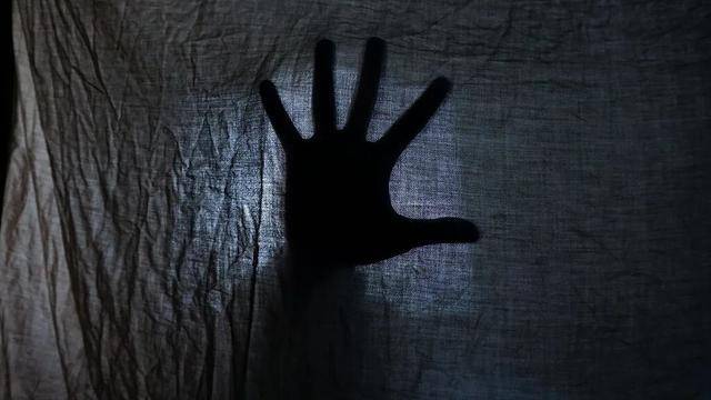 皇冠信用盘代理登3
_名校华人博士皇冠信用盘代理登3
,连环下药性侵